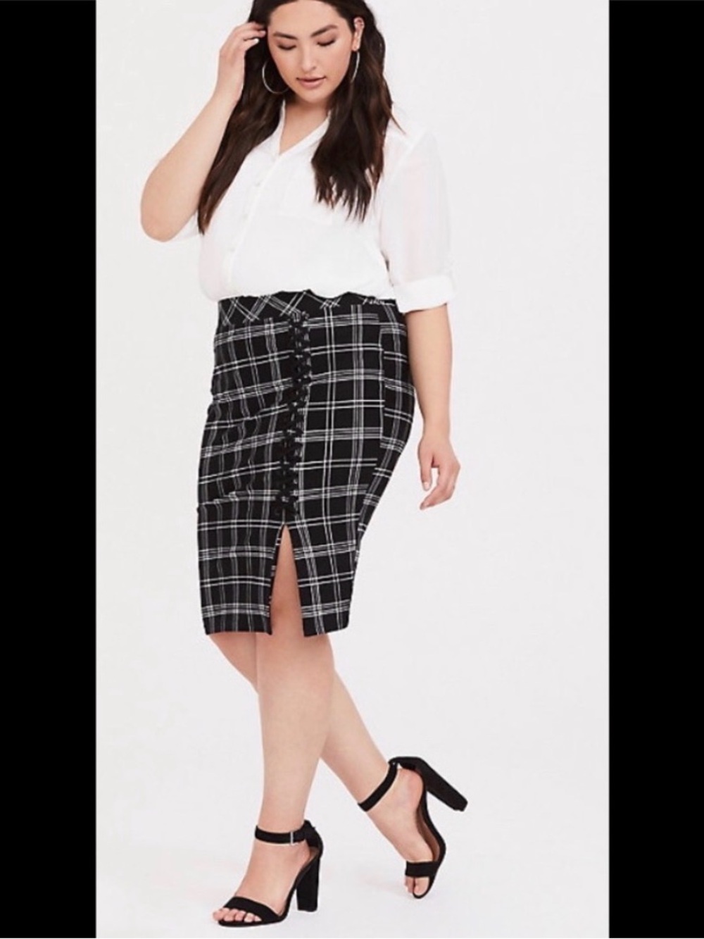 Torrid Women’s Black Plaid Lace Up Pencil Skirt size 3